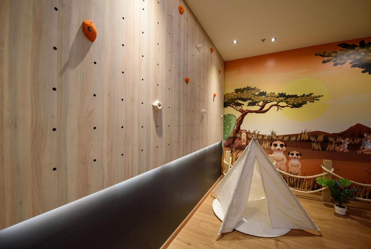 Tallest Concept Theme Suite Klcc กัวลาลัมเปอร์ ภายนอก รูปภาพ